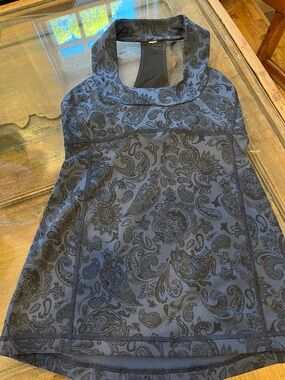 Lululemon Racer Back Size 6 Top